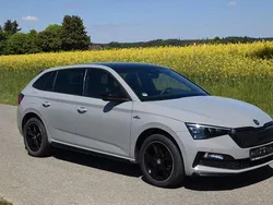 Grau Gebraucht 2022 Skoda Scala Monte Carlo Kleinwagen | 20.600 € (Teuer)