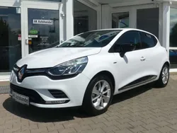 Weiß Gebraucht 2016 Renault Clio IV LIMITED Kleinwagen | 6.490 € (Guter Preis)