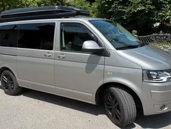Beige Gebraucht 2015 VW T5 Van | 35.000 €