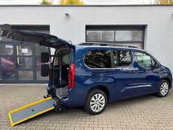 Blau Gebraucht 2023 Opel Combo Van / Kleinbus | 34.950 €
