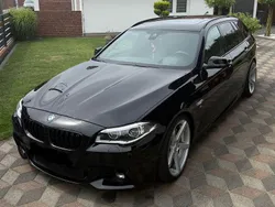 Schwarz Gebraucht 2013 BMW 530 Sport Line Kombi | 22.500 €