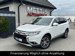 Weiß Gebraucht 2016 Mitsubishi Outlander SUV | 11.999 € (Guter Preis)