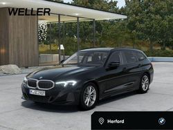 Schwarz (schwarz) Gebraucht 2022 BMW 320 Shadowline Kombi | 23.490 € (Guter Preis)