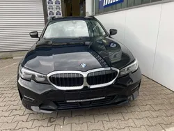 Schwarz ii Gebraucht 2020 BMW 318 Advantage Kombi | 25.900 € (Teuer)