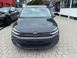 Grau Gebraucht 2021 VW Touran Highline Van / Kleinbus | 27.890 € (Fairer Preis)