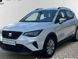 Weiß Gebraucht 2023 Seat Arona Style SUV | 16.569 € (Guter Preis)