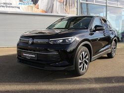 Schwarz Gebraucht 2024 VW Tiguan Life SUV | 38.890 € (Guter Preis)