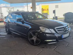 Schwarz Gebraucht 2010 Mercedes E300 Avantgarde Kombi | 12.450 € (Etwas zu teuer)