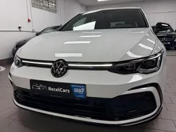 Pure white Gebraucht 2023 VW Golf VIII R-line Limousine | 28.900 € (Fairer Preis)