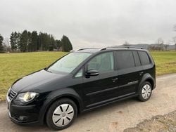 Schwarz Gebraucht 2010 VW Touran Cross Van / Kleinbus | 5.500 € (Guter Preis)