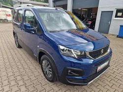 Blau metallic Gebraucht 2020 Peugeot Rifter Allure Van / Kleinbus | 19.999 € (Guter Preis)