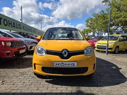 Gelb Gebraucht 2020 Renault Twingo SE Kleinwagen | 10.849 € (Fairer Preis)