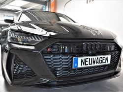 Schwarz (mythosschwarz) Gebraucht 2023 Audi RS6 Ambiente Kombi | 116.980 €