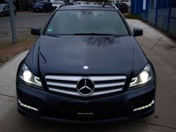 Schwarz (metallic) Gebraucht 2013 Mercedes C250 Kombi | 8.800 € (Fairer Preis)