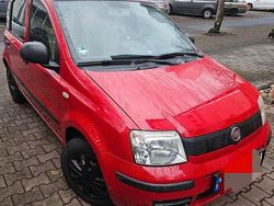 Rot Gebraucht 2011 Fiat Panda Kleinwagen | 1.890 €