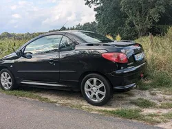 Schwarz Gebraucht 2004 Peugeot 206 CC Cabrio | 900 € (Guter Preis)