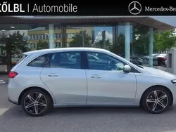 Silber Gebraucht 2024 Mercedes B180 Progressive Van / Kleinbus | 30.980 € (Fairer Preis)