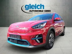 Rot Gebraucht 2020 Kia e-Niro Spirit SUV | 23.880 € (Fairer Preis)