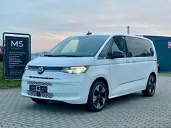 Weiß Gebraucht 2023 VW T7 Life Van | 44.800 € (Fairer Preis)