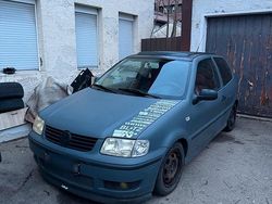 Grau Gebraucht 2001 VW Polo Kleinwagen | 500 € (Superpreis)