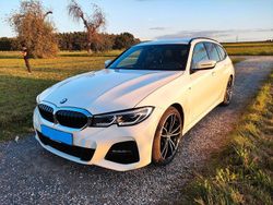 Weiß Gebraucht 2020 BMW 320 M Sport Kombi | 26.900 € (Fairer Preis)
