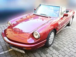 Rot Gebraucht 1991 Alfa Romeo Spider Cabrio | 14.850 €