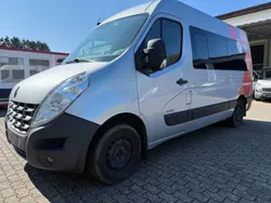 Grau Gebraucht 2013 Renault Master Van | 12.999 € (Etwas zu teuer)
