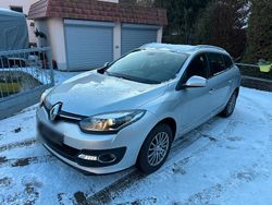 Silber Gebraucht 2014 Renault Mégane GrandTour Kombi | 6.900 € (Etwas zu teuer)