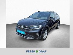 Deep black perleffekt Gebraucht 2024 VW Taigo Move SUV | 21.940 € (Guter Preis)