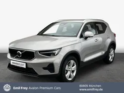 Silber silver dawn metallic metallic Gebraucht 2024 Volvo XC40 Core SUV | 33.490 € (Superpreis)