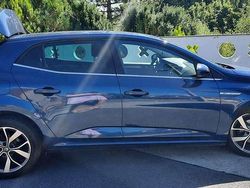 Blau Gebraucht 2017 Renault Mégane IV Bose Edition Limousine | 8.000 € (Fairer Preis)