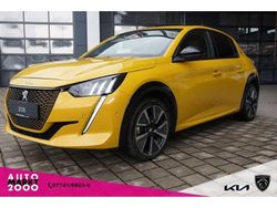 Gelb Gebraucht 2021 Peugeot e-208 GT Kleinwagen | 16.990 € (Fairer Preis)