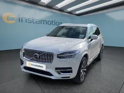 Weiß Gebraucht 2022 Volvo XC90 SUV | 53.149 € (Guter Preis)
