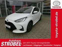 Schneeweiß Gebraucht 2022 Toyota Yaris Hybrid Team Kleinwagen | 19.890 € (Fairer Preis)