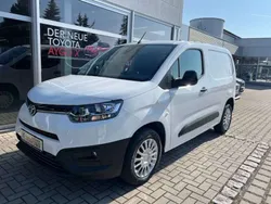 Schaumweiß Gebraucht 2022 Toyota Proace City Van | 15.900 € (Superpreis)