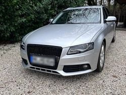 Silber Gebraucht 2011 Audi A4 Kombi | 8.000 € (Fairer Preis)