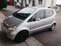 Silber metallic Gebraucht 2002 Mercedes A170 Elegance Limousine | 3.750 €