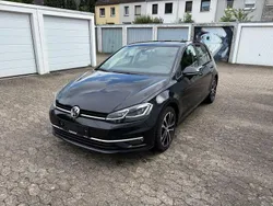 Schwarz Gebraucht 2019 VW Golf VII Highline Limousine | 12.800 € (Fairer Preis)