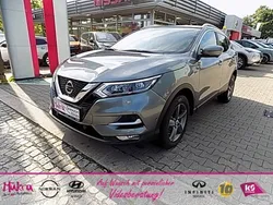 Grau Gebraucht 2020 Nissan Qashqai Tekna SUV | 21.360 € (Fairer Preis)