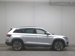 Silber Gebraucht 2022 Skoda Kodiaq Tour SUV | 26.780 €