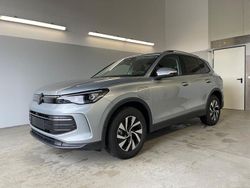 [f0f0] oyster silver metallic Neu 2025 VW Tiguan Life SUV | 46.990 €