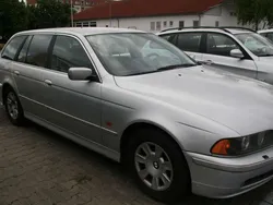 Titansilber metallic Gebraucht 2003 BMW 525 Kombi | 5.499 € (Fairer Preis)