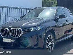 Saphirschwarz Gebraucht 2024 BMW X6 Comfort Edition SUV | 83.749 € (Superpreis)
