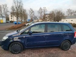 Blau Gebraucht 2012 Opel Zafira Van / Kleinbus | 2.999 € (Guter Preis)