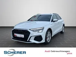 Gletscherweiß metallic (metallic) Gebraucht 2024 Audi A3 Sportback e-tron Ambiente Limousine | 40.990 €