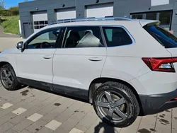 Grau Gebraucht 2021 Skoda Karoq Style SUV | 22.650 € (Guter Preis)