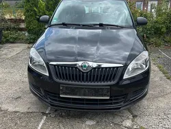 Schwarz Gebraucht 2010 Skoda Fabia Limousine | 3.750 € (Etwas zu teuer)