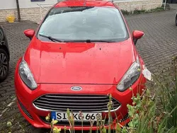 Rot Gebraucht 2014 Ford Fiesta Trend Kleinwagen | 6.499 € (Guter Preis)