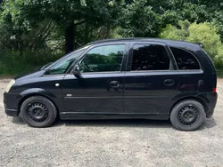 Schwarz Gebraucht 2006 Opel Meriva Cosmo Van / Kleinbus | 2.690 € (Fairer Preis)