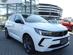 Weiß Gebraucht 2022 Opel Grandland X Elegance SUV | 17.980 € (Fairer Preis)